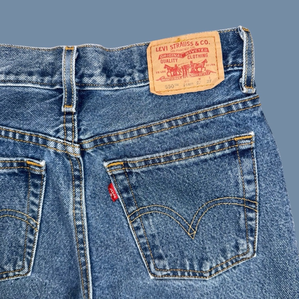 550 Relaxed Fit Levi’s denim jeans - Picture 11 of 15